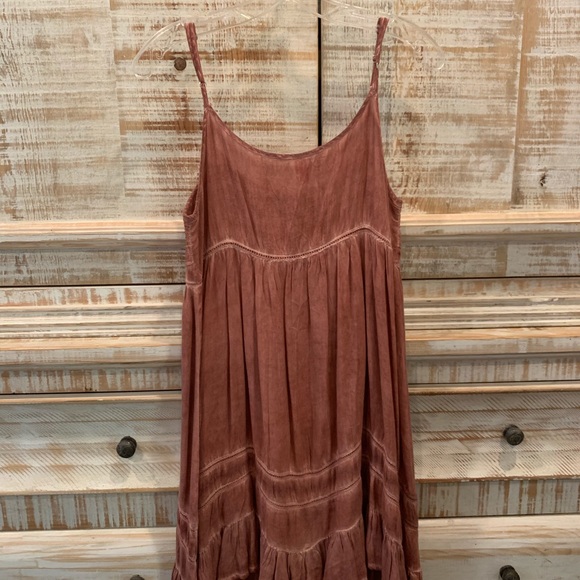 Chelsea and Violet Mauve Dress - Picture 2 of 3